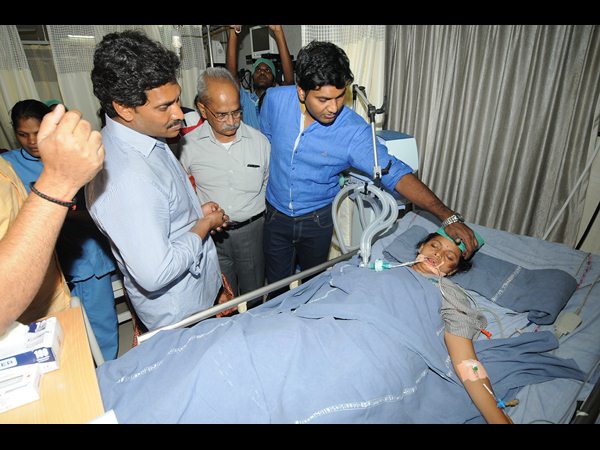 వైయస్ జగన్ వైయస్ జగన్