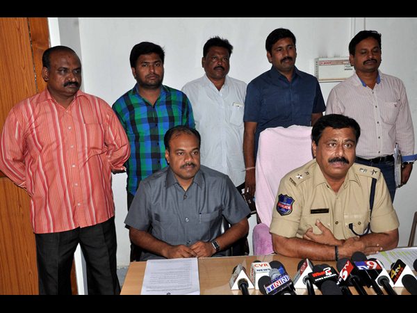 భూవివరాలతో ఇలా..