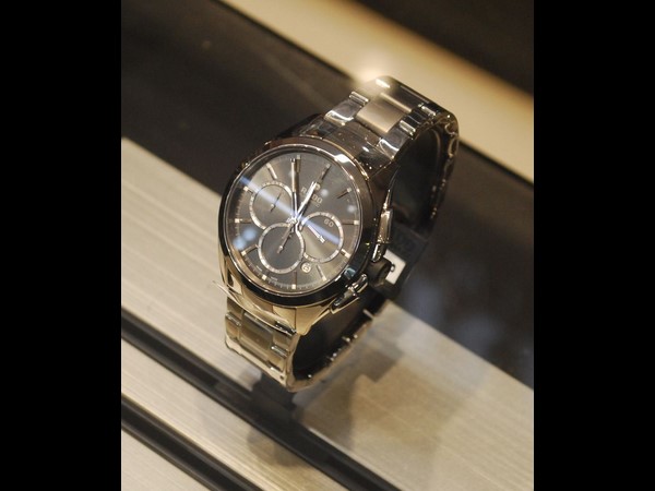  రానా చేతుల మీదగా మార్కెట్లోకి టిస్సాట్ కొత్త వాచ్ 