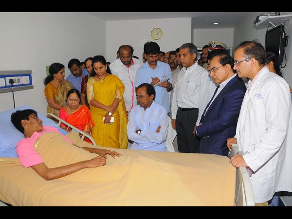 ప్రత్యూష - కెసిఆర్