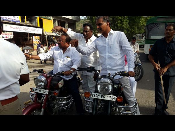 హరీశ్ రావు, ఎమ్మెల్యే గంగుల