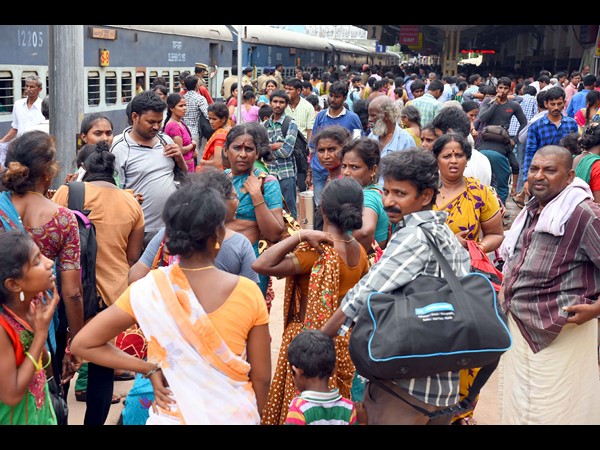  నరక ప్రాయంగా పుష్కర ప్రయాణం