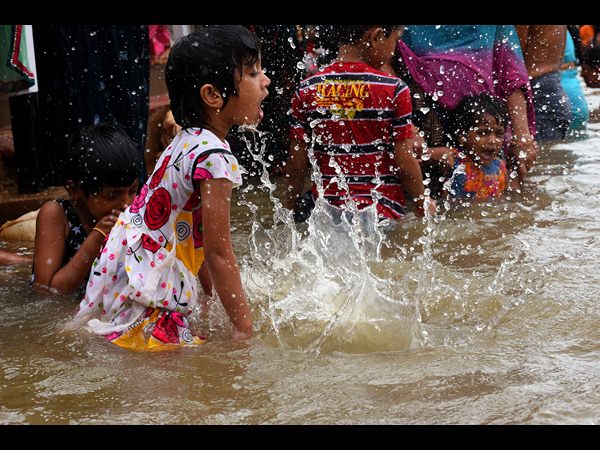 పుష్కరాల్లో ధరల మంట పుష్కరాల్లో ధరల మంట