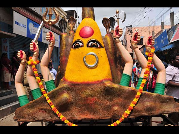 వైభవంగా బోనాలు