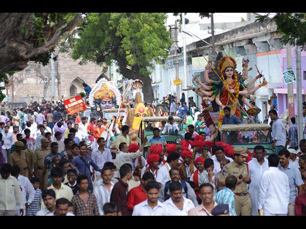 వైభవంగా బోనాలు