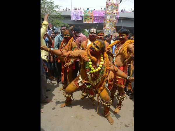 పోతరాజులు