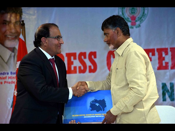 ఒక్క రూపాయి తీసుకోలేదు, 22న శంకుస్ధాపన: చంద్రబాబు ఒక్క రూపాయి తీసుకోలేదు, 22న శంకుస్ధాపన: చంద్రబాబు