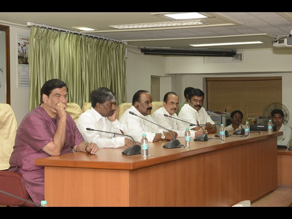 ఉస్మానియా ఆసుపత్రిలో రెండు కొత్త భవనాల నిర్మాణం ఉస్మానియా ఆసుపత్రిలో రెండు కొత్త భవనాల నిర్మాణం