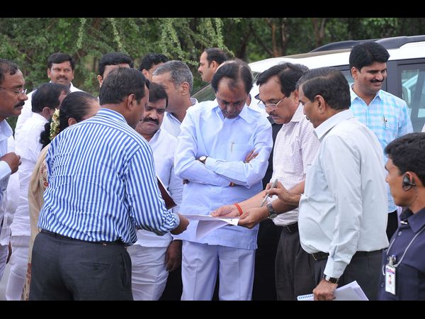 సిఎం కెసిఆర్