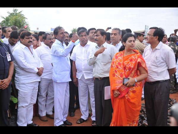 సిఎం కెసిఆర్