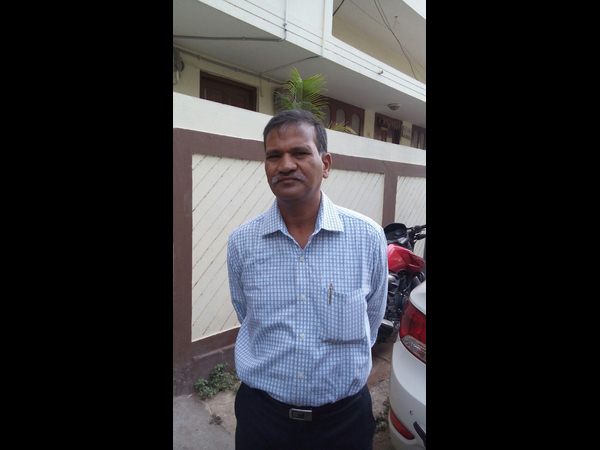 ఏసీబీ దాడుల్లో పట్టుబడ్డ పంచాయితీ రాజ్ డీఈఈ