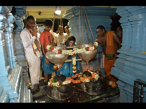 కాళేశ్వరంలో మంత్రి హరీశ్ సందడి