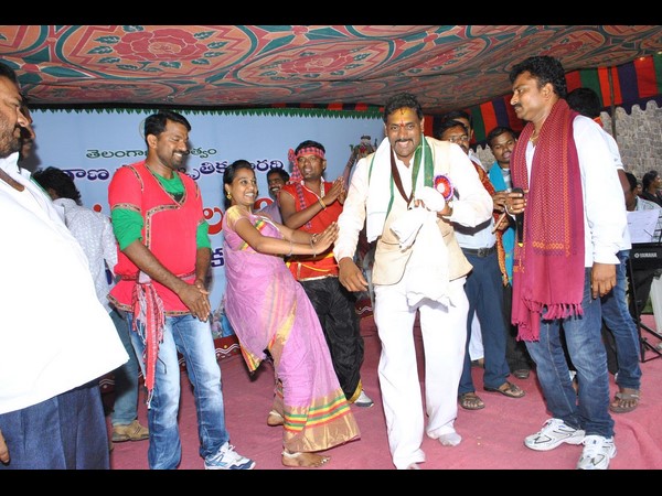 గొల్కోండ బోనాలు 