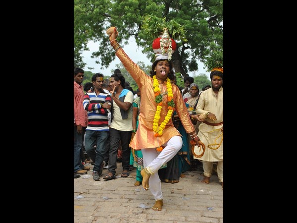 గొల్కోండ బోనాలు 