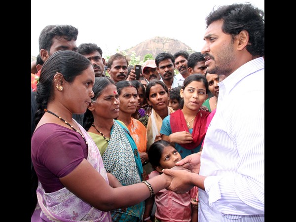 జగన్ పరామర్శ