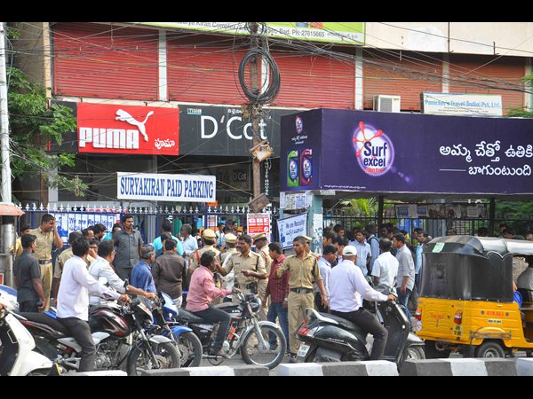 పట్టపగలే హత్య