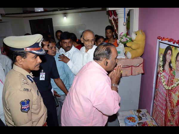 హోంమంత్రి నాయిని హోంమంత్రి నాయిని