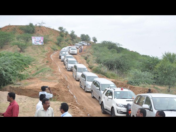 కెసిఆర్ కాన్వాయ్