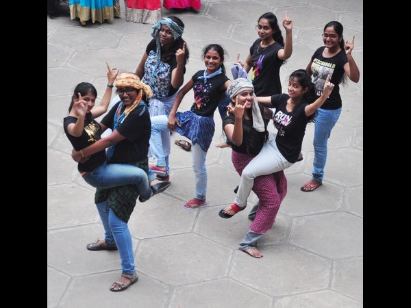 లూంగీ డ్యాన్స్