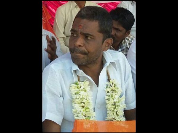  ప్రత్యేక హోదా కోసం కాంగ్రెస్ డిమాండ్, వ్యక్తి ఆత్మహత్యాయత్నం