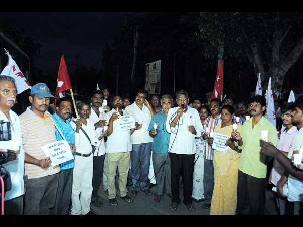 మునికోటి మృతి - ప్రత్యేక హోదా మునికోటి మృతి - ప్రత్యేక హోదా