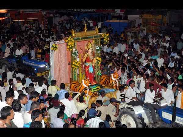 బోనాల వైభవం