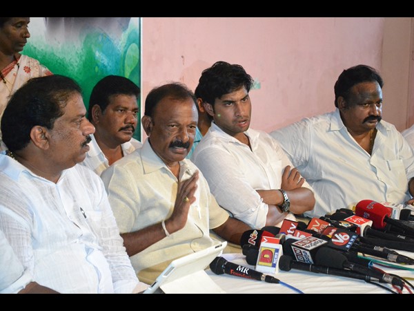 ప్రత్యేక హోదా కోసం బంద్