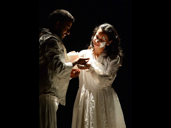 అలరించిన 'మూన్‌పుల్' నాటకం