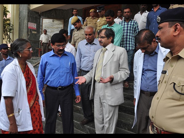 తోడుంటేనే..