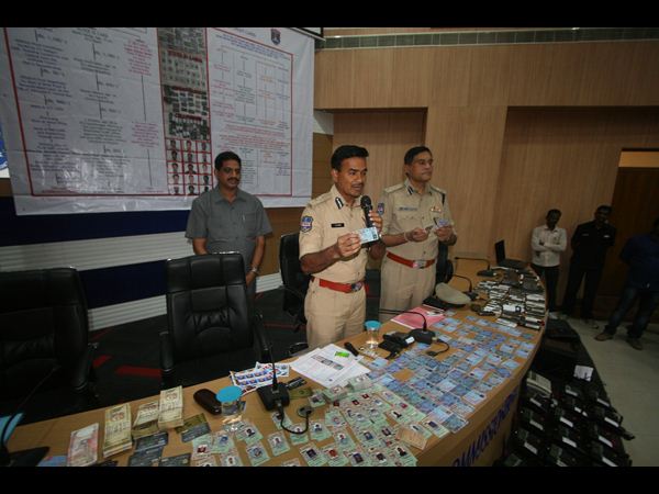 ఘరానా మోసగాడు ఘరానా మోసగాడు