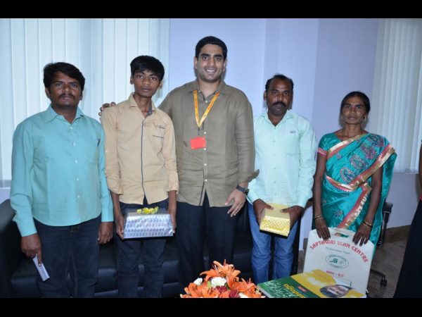 బాలుడి చివరి కోరిక తీర్చి, సంతోషపెట్టిన నారా లోకేష్