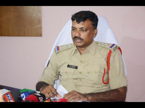 పరారీలో నిందితుడు