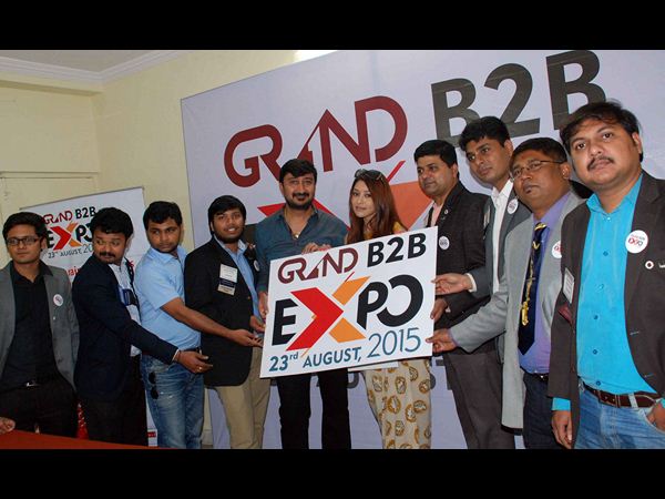 పాయల్ ఘోష్ సందడి