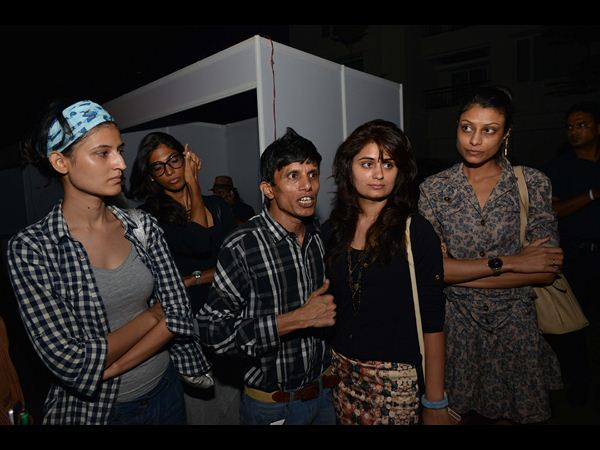  కోచర్ షో: ముంబై మోడల్స్‌కు అవమానం 