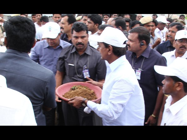 గోదావరి నీళ్లు తెస్తా..