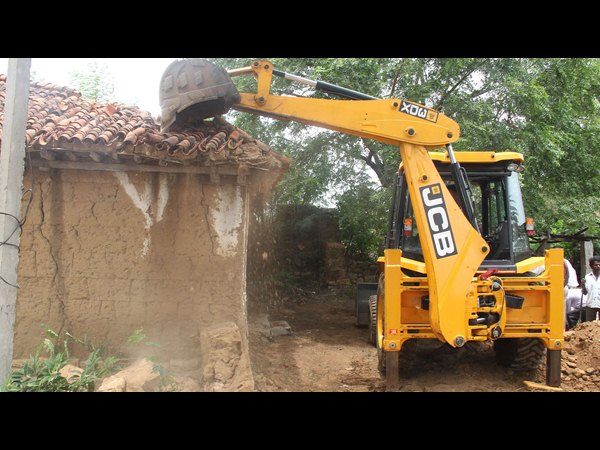 భూమిలేనివారికి ఉపాధి..