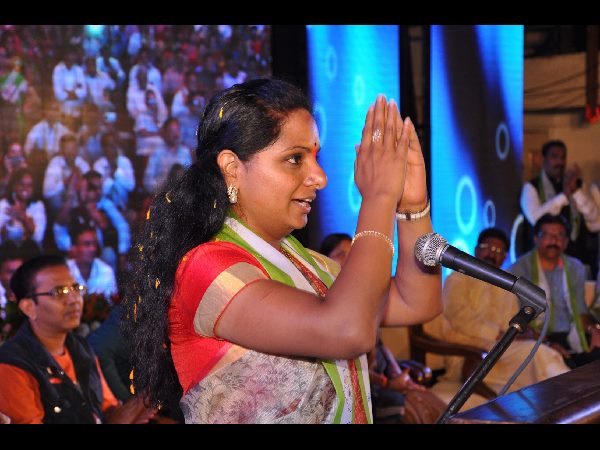 తెలంగాణ జాగృతి అధ్యక్షురాలు కవిత