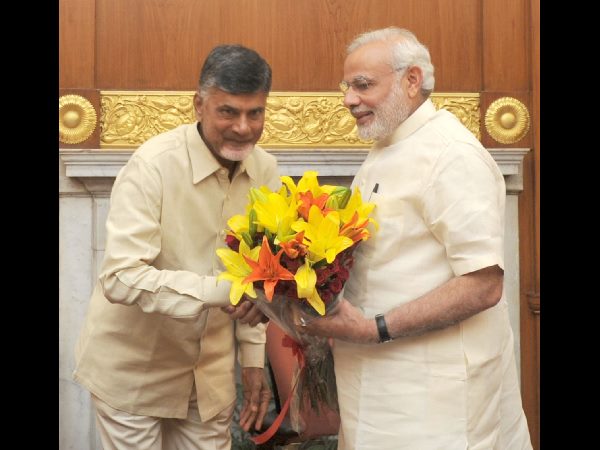 ప్రధాని మోడీతో ఏపీ సీఎం చంద్రబాబు