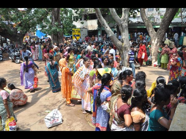 కనిపిస్తే ఒట్టు..