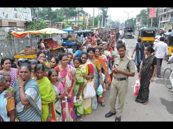 గంటల తరబడి