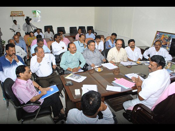 మరో మూడు నగరాల్లో కూడా..