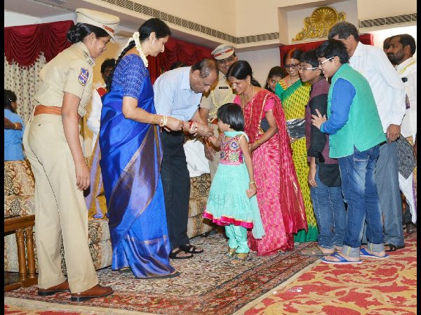 రాజ్ భవన్‌లో గవర్నర్ రక్షాబంధన్ వేడుకలు