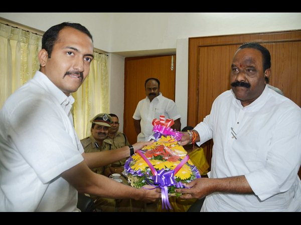 నాయిని నాయిని