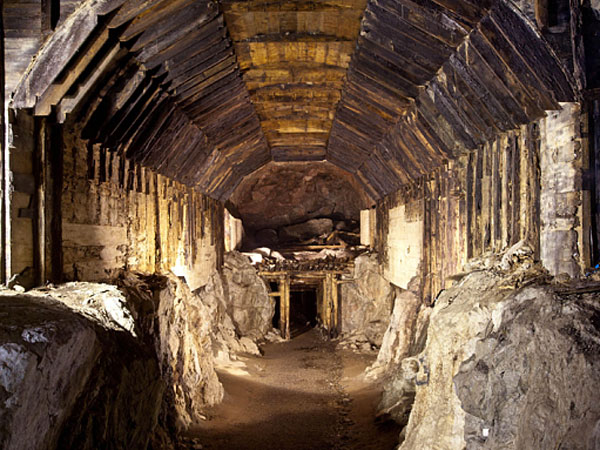 Nazi 'gold train' found in Poland could be claimed by Russia Nazi 'gold train' found in Poland could be claimed by Russia