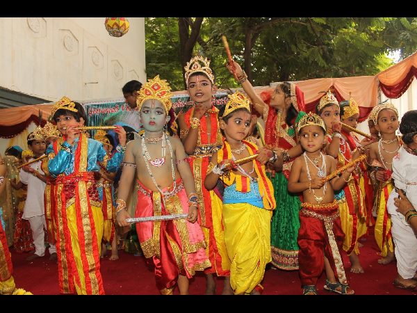 గోపికాకృష్ణులు