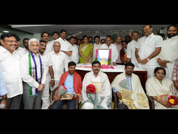 Ambati Ramababu retaliates TDP comments on Jagan Ambati Ramababu retaliates TDP comments on Jagan