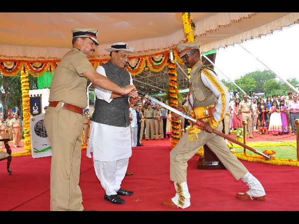 ‘నిసా'లో రాజ్‌నాథ్