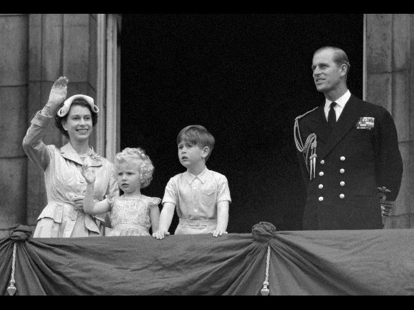  బ్రిటన్ పాలకురాలిగా చరిత్ర సృష్టించిన క్వీన్ ఎలిజిబెత్ II 