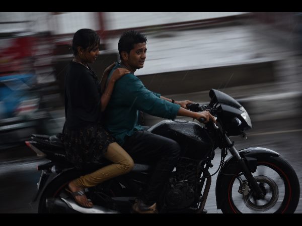 గాలి దుమారం కూడా..