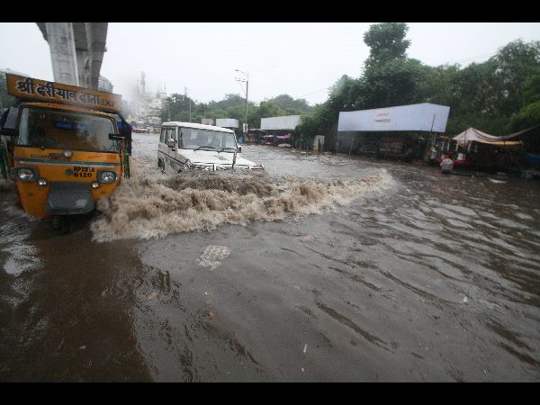 ప్రజల కష్టాలు
